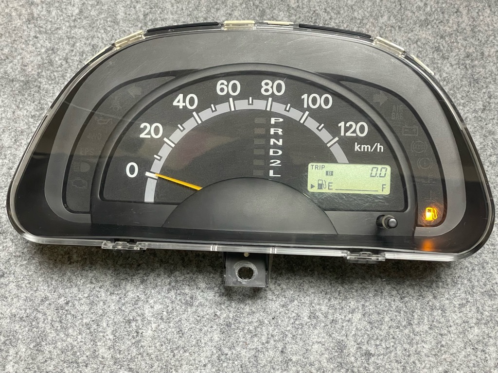 ※4完全送料無料! 走行72190キロ 下取り必須 修理済品 キャリィ34100-67H13 67H10 H12 H11 LE-DA63T スクラム LE-DG63T 前期 メーターASSY_画像6