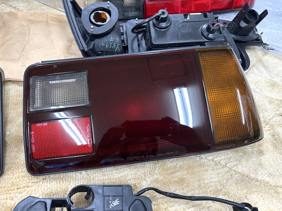 デッドストック トヨタ 純正 スプリンター トレノ AE86 前期 テールライト テールランプ 旧車 昭和 カローラ レビン_画像3