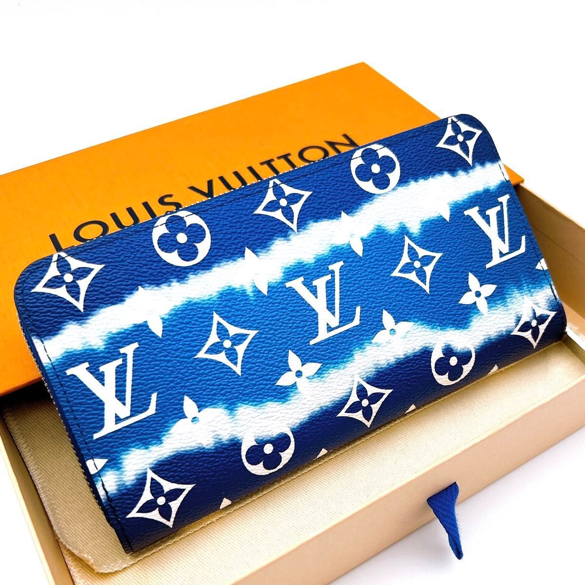 LOUIS VUITTON ルイヴィトン モノグラム ジャイアント LVエスカル ジッピーウォレット 青(ブルー) 長財布 A622_画像2