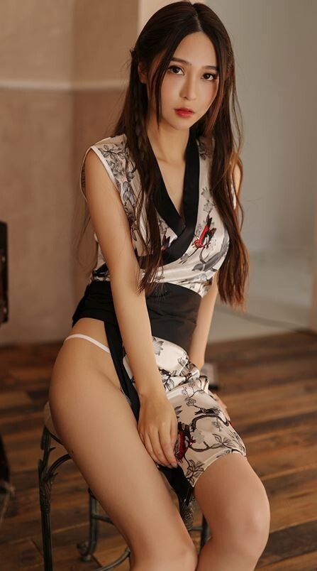 2972 1円スタート セクシー 和服 着物 コスプレ 黒_画像4