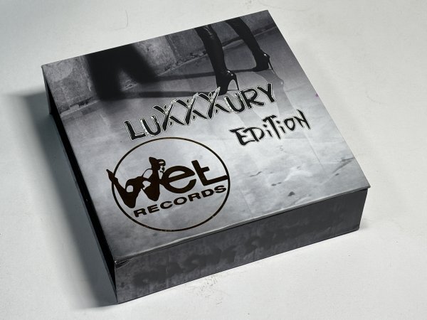 Kiss - Chaing Shadows 10CD BOX_画像2