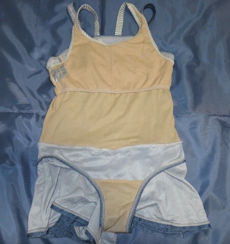 女児水着　160　重ね着風　125_画像4
