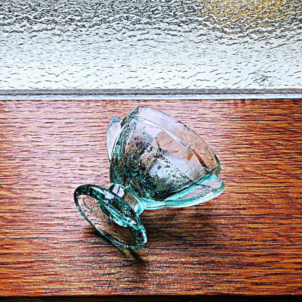 ペロペロ デカペロ 優勝カップ アクア色 舐め菓子瓶トロフィー 大ペロ ミニチュア 和ガラス 戦前 玩具 検索:金平糖 ニッキ水 おはじき 玩具_画像9