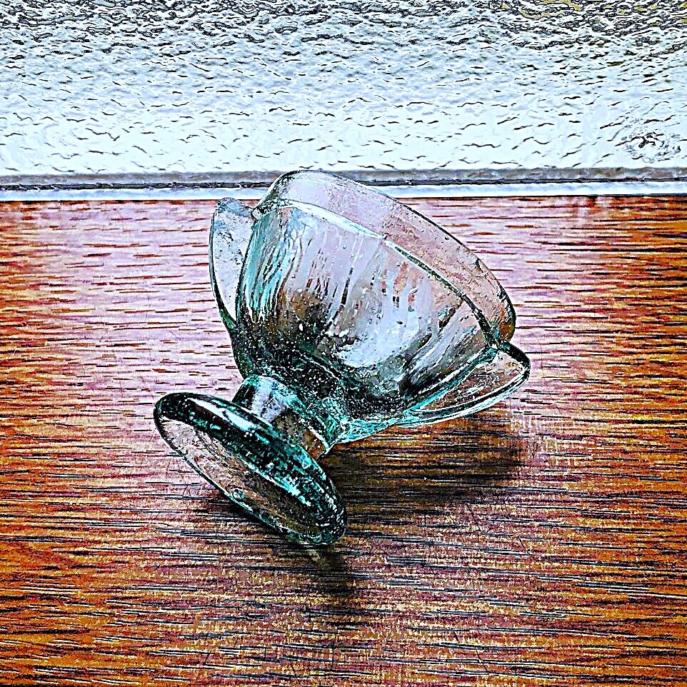 ペロペロ デカペロ 優勝カップ アクア色 舐め菓子瓶トロフィー 大ペロ ミニチュア 和ガラス 戦前 玩具 検索:金平糖 ニッキ水 おはじき 玩具_画像7