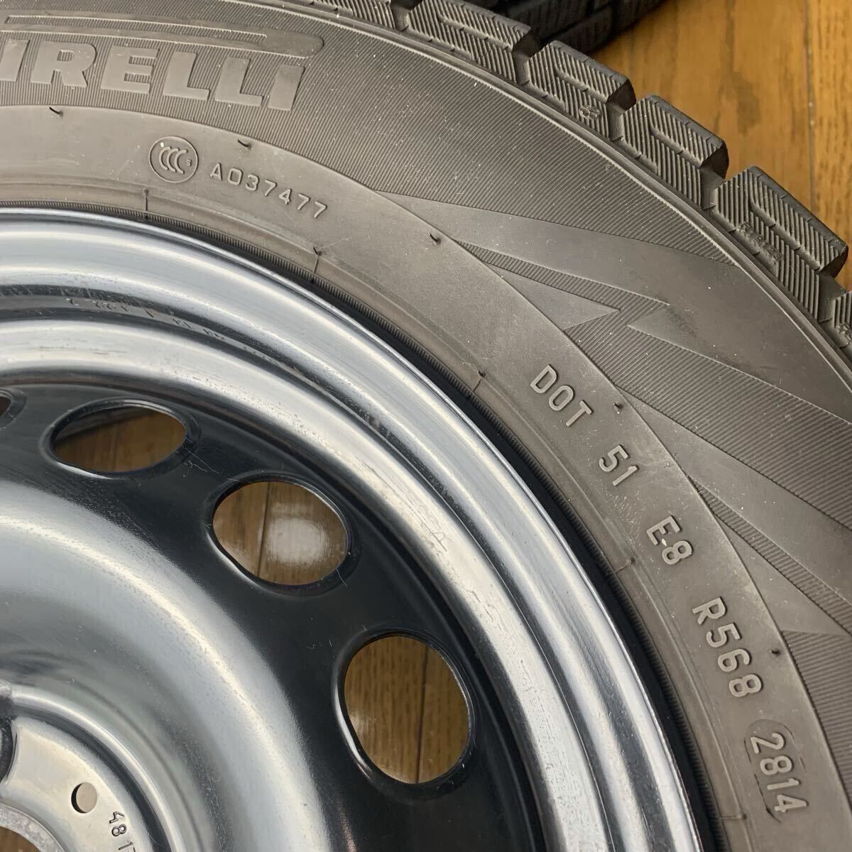 フィアット500 純正 スチールホイール 14インチ スタッドレスタイヤ 175/65R14 PCD98_画像8