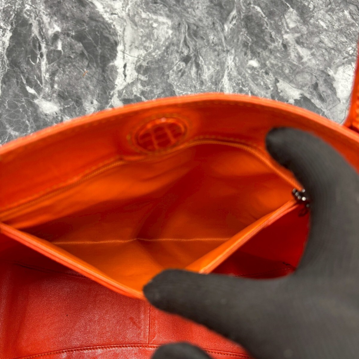 定価45万!!【美品】クロコダイル シャイニングクロコ トートバッグ センター取り ハンドバッグ A4肩掛け リアル ワニ革 エキゾチックレザー_画像10