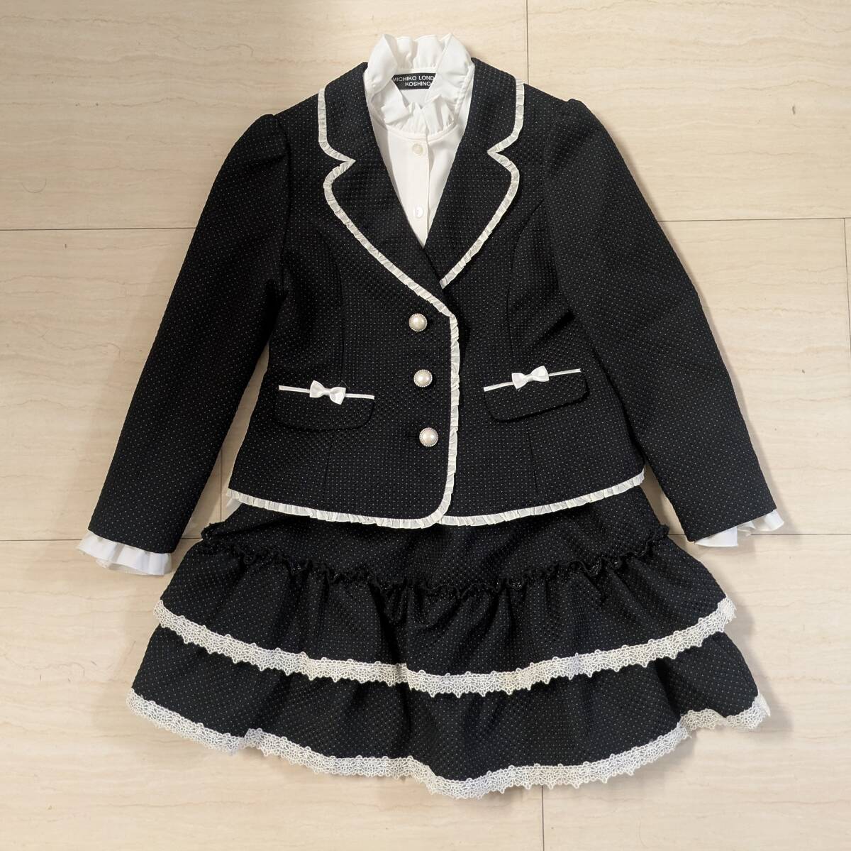 着用少　ミチコロンドンコシノ　フォーマルスーツセット　サイズ130_画像1