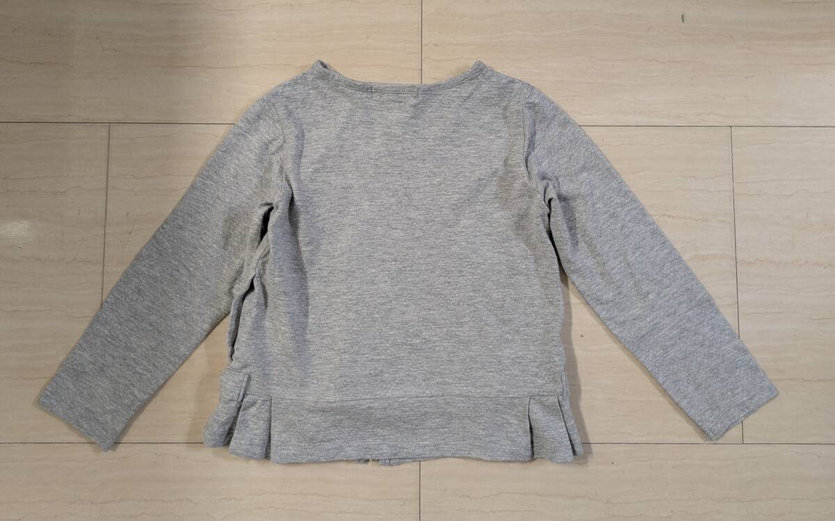 着用少　BeBe　ベベ　カーディガン　サイズ110_画像4