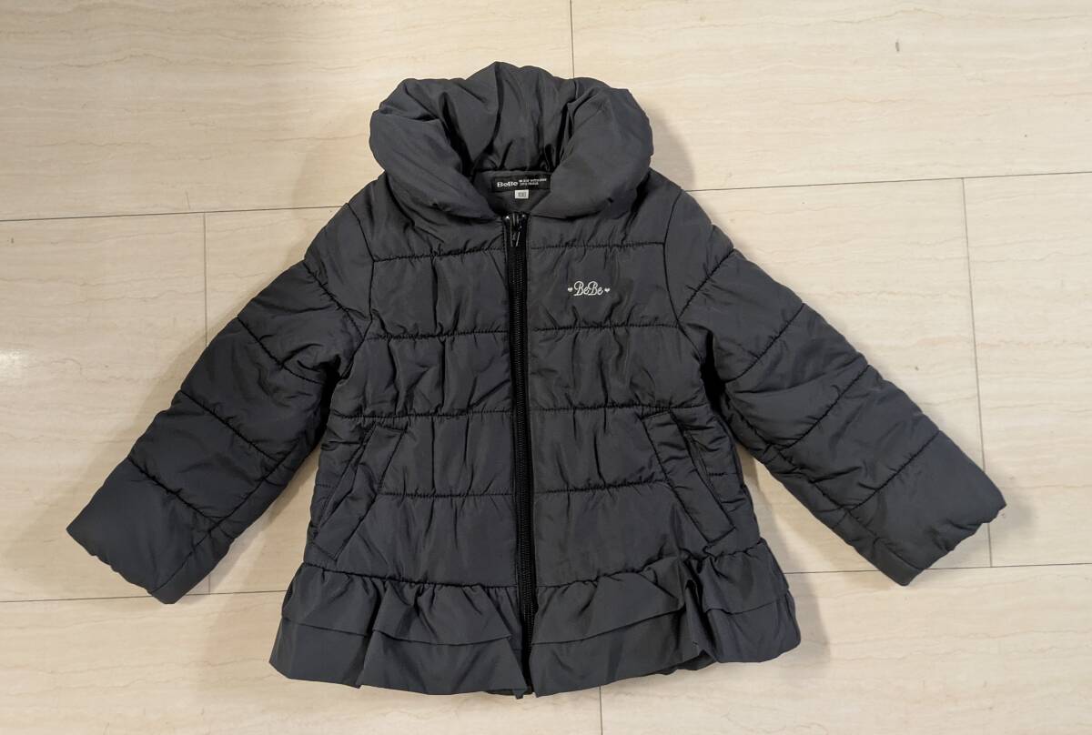 着用少　BeBe　ベベ　中綿入りコート　サイズ100_画像1