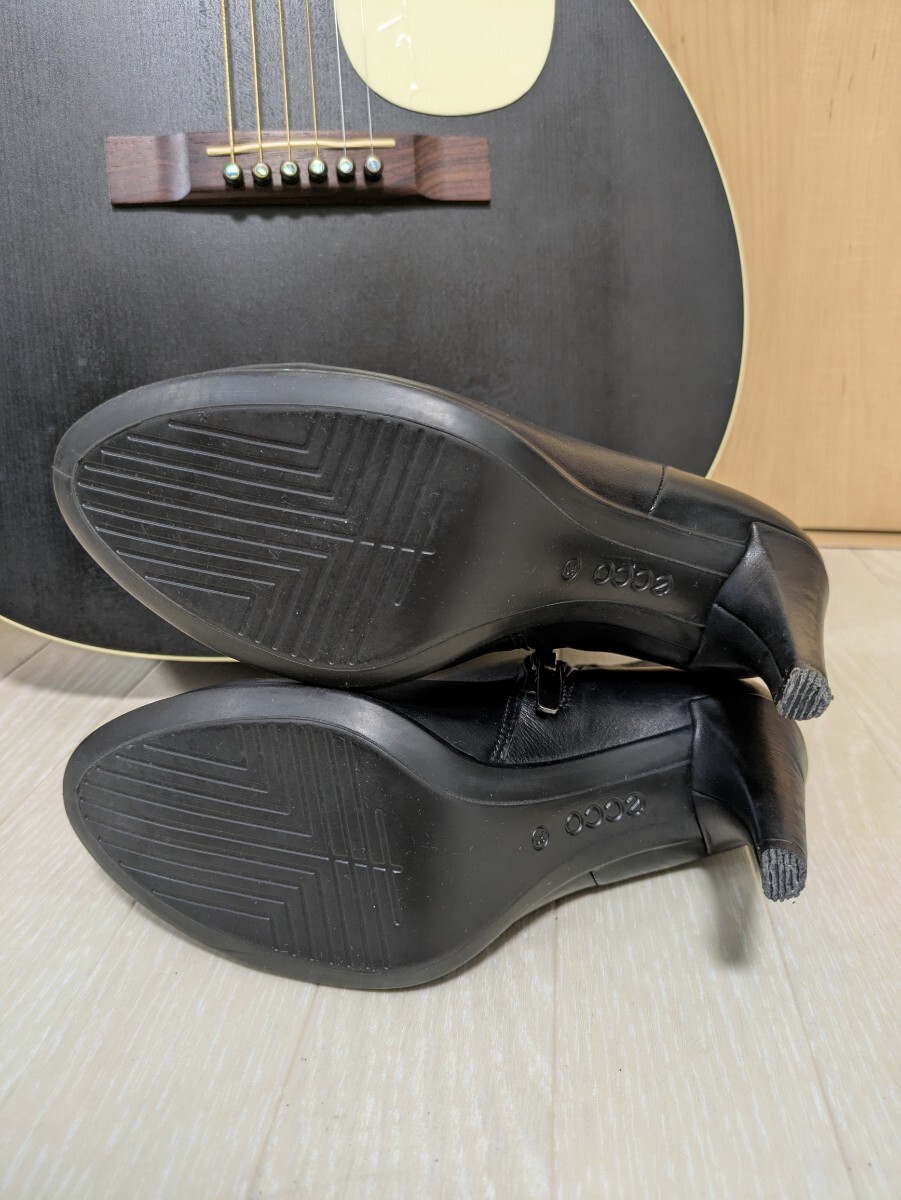 【ecco】黒レザー ヒールブーツ サイドジッパー付き ヒール8cm ショートブーツ 本革 ブーティ_画像8