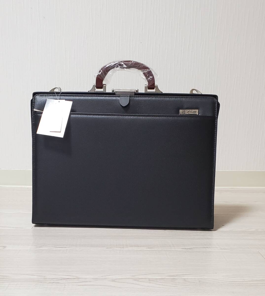新品 未使用 美品 礎 ishizue ビジネスバッグ ダレスバッグ ブリーフケース メンズ 鞄 大容量 2way A4 豊岡製 日本製 ブラック 黒 木製_画像2