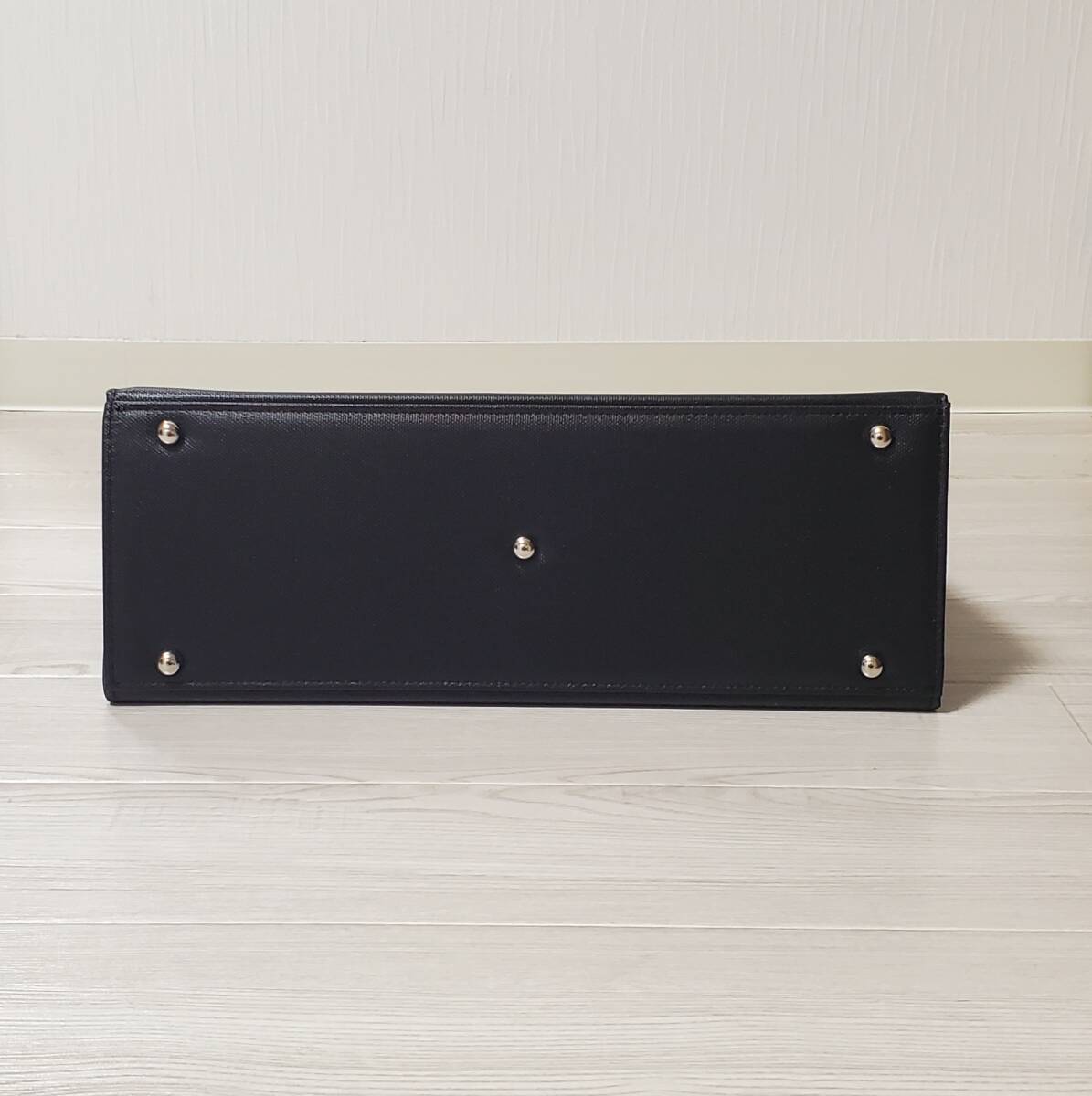 新品 未使用 美品 礎 ishizue ビジネスバッグ ダレスバッグ ブリーフケース メンズ 鞄 大容量 2way A4 豊岡製 日本製 ブラック 黒 木製_画像7