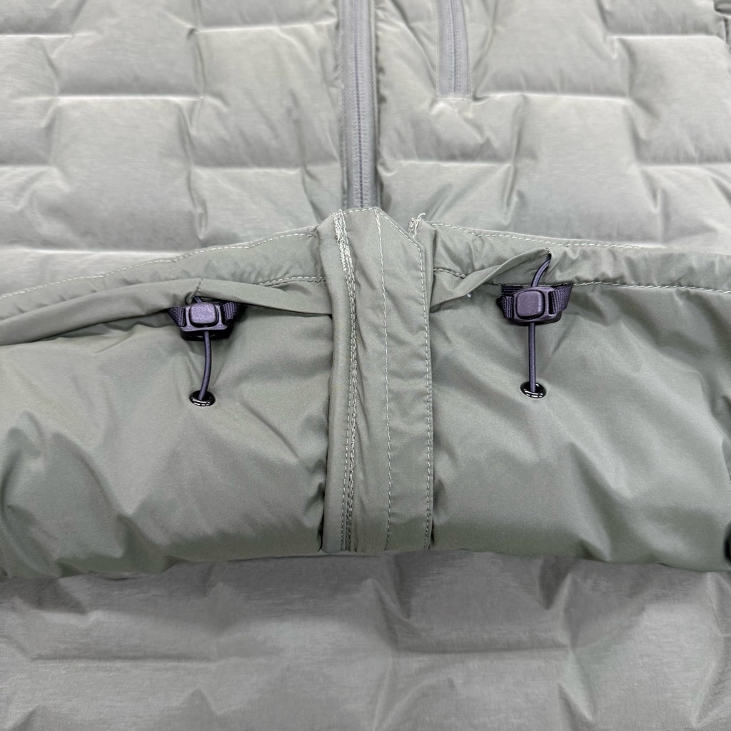 237-BY42) 美品 Mountain Hardwear Stretch Down Jacket サイズM OM9931 マウンテンハードウェア ストレッチ ダウンジャケット グリーン_画像7