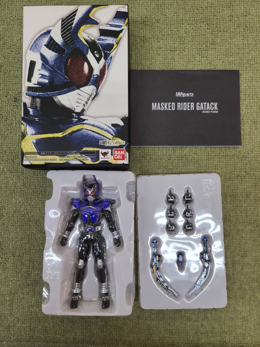 098-Q19) б/у товар S.H.Figuarts ( подлинный . гравюра производства закон ) Kamen Rider ga tuck rider пена фигурка Kamen Rider Kabuto Bandai 