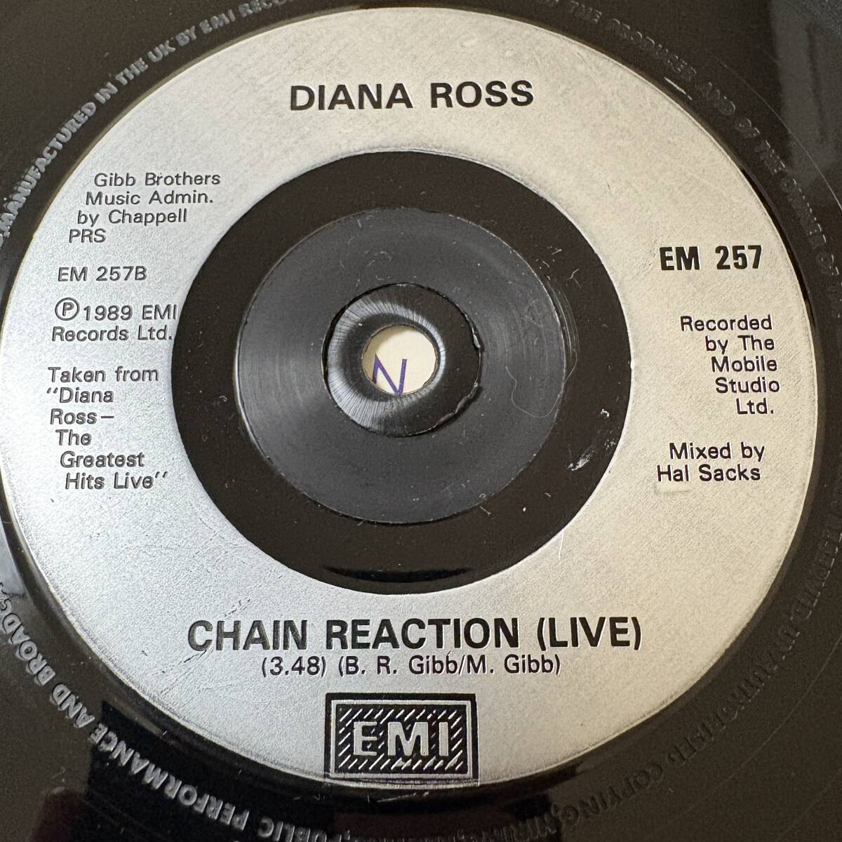 Diana Ross - If We Hold On Together / Chain Reaction (Live) // EMI 7inch / AA6558の画像4