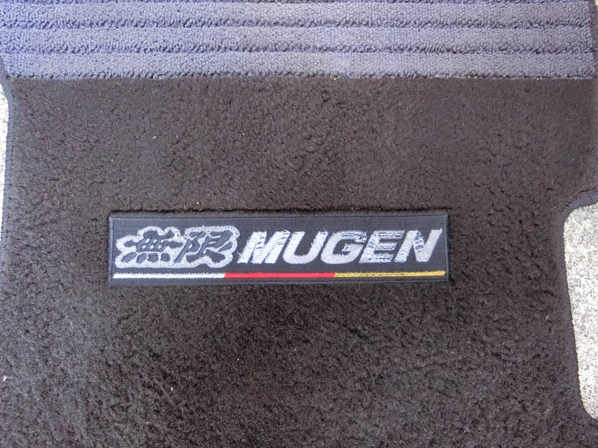 ★☆ホンダ　無限フロアマット ストリーム　RN6/7/8用☆★_画像3