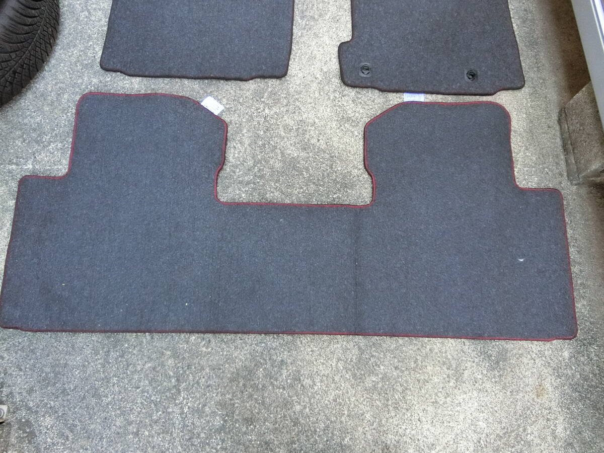 ★☆ホンダ　無限フロアマット ストリーム　RN6/7/8用☆★_画像8