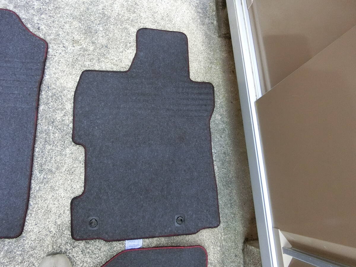 ★☆ホンダ　無限フロアマット ストリーム　RN6/7/8用☆★_画像9