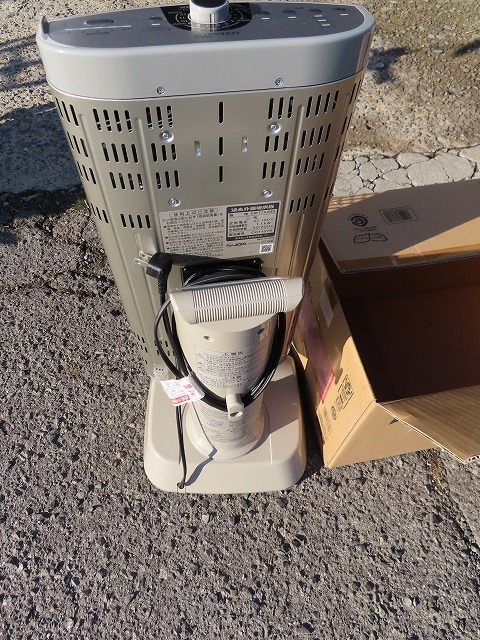 Z☆ダイキン 遠赤外線暖房機 ERFT11USE5　電気ヒーター　セラムヒート 2017年製 ◎昇温確認済_画像4