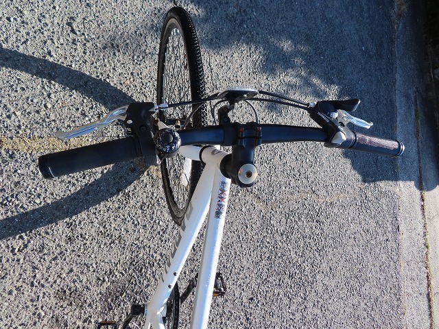 U☆RANPALL 700×33C 6段変速ギア クロスバイク 白 ◎ギア切り替え走行可_画像5