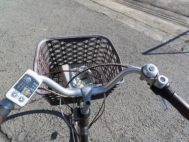 Y☆Panasonic 26インチ　3段変速ギア　電動自転車　充電器付　4点灯　8.9Ah_画像2