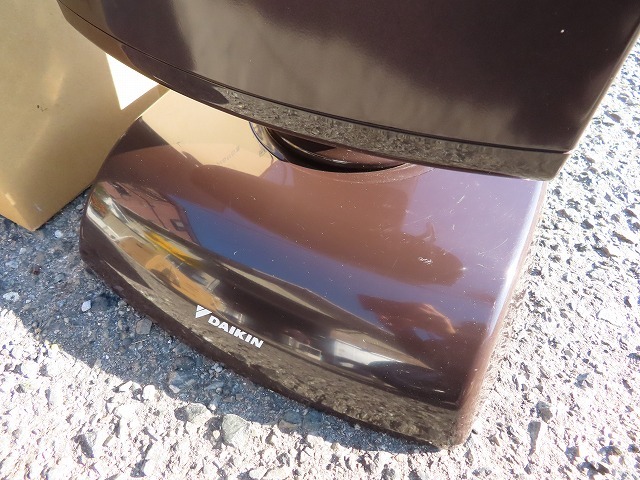 Z☆ダイキン 遠赤外線暖房機　ERFT11US-T　2017年製　電気ヒーター ◎昇温確認済_画像3