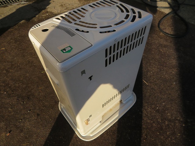 H☆SHARP シャープ 開放式　石油ストーブ　HSR-AS2　4.1Lタンク_画像2