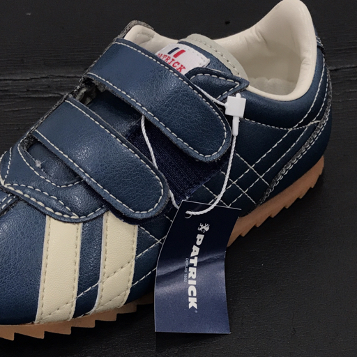 新品同様 パトリック 16cm EN8122 シュリー ベルクロ スニーカー 他 18cm E25006 マラソンブイ2 含 キッズ 計2点_画像3