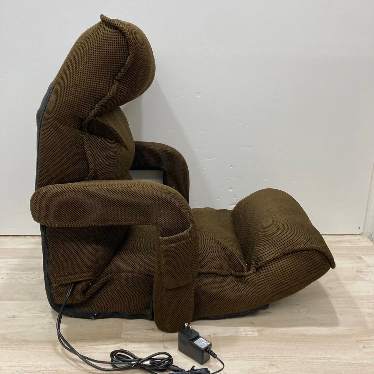 ツカモトエイム マッサージ座椅子 ヒーター付き AIM-127[C10581]_画像2