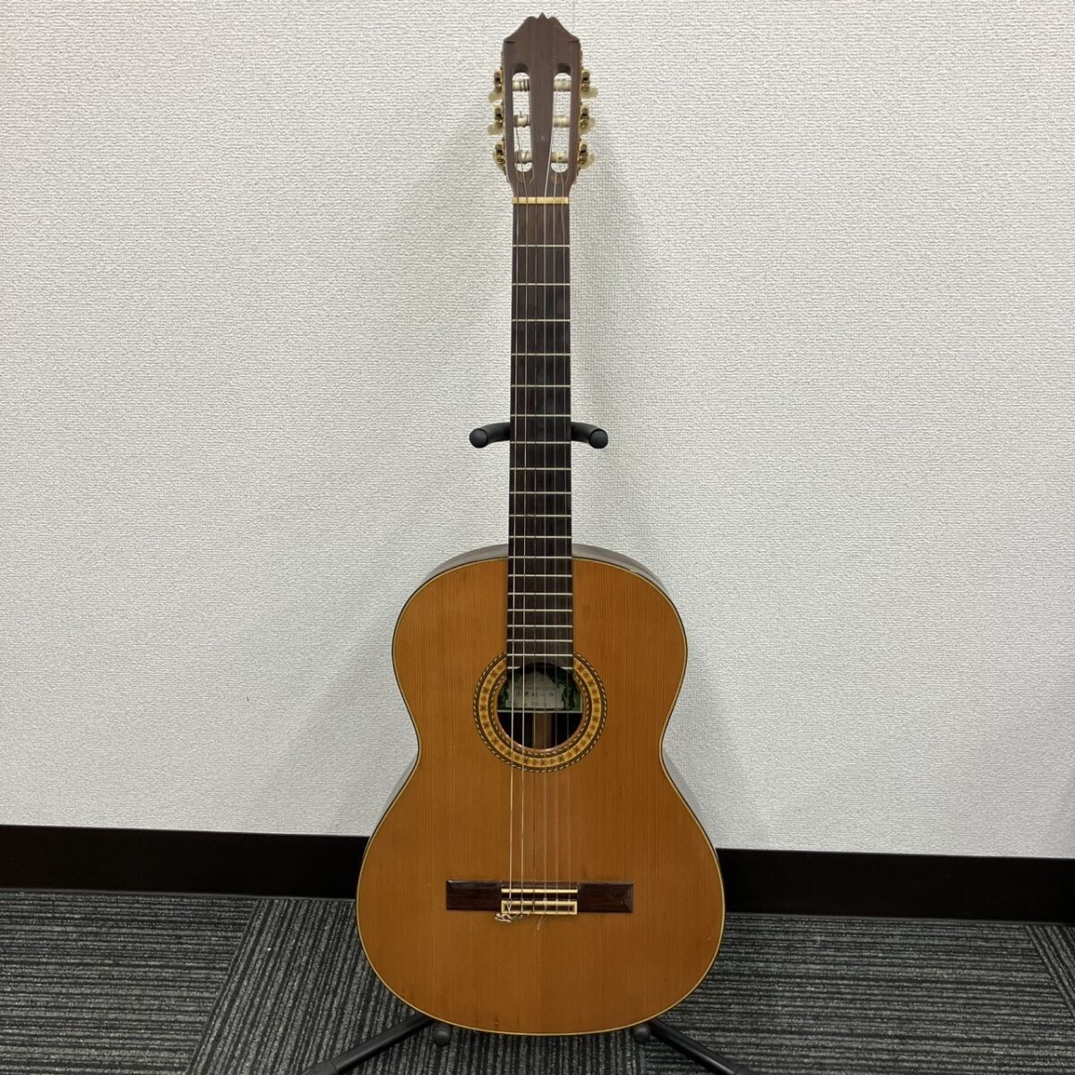 X008-F7-752 Aria Concert Guitar C-30 アリア クラシックギター 木製 小林和一作 日本製 FF_画像1