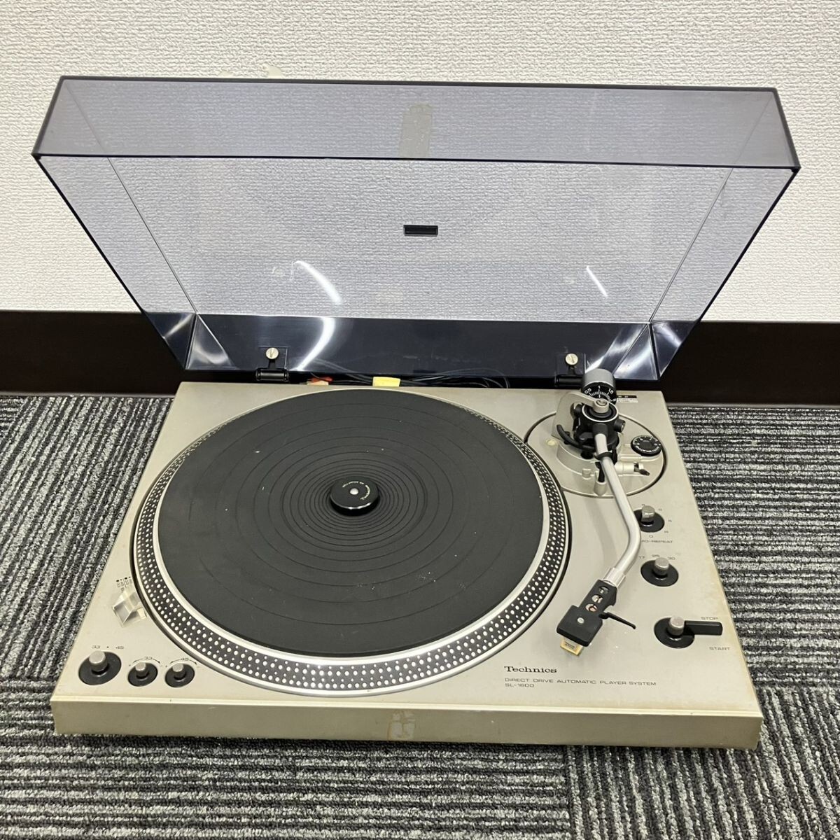X205-F3-837 Technics テクニクス DIRECT DRIVE AUTOMATIC PLAYER SYSTEM オーディオ ターンテーブル 回転動作/通電確認済み FC_画像1