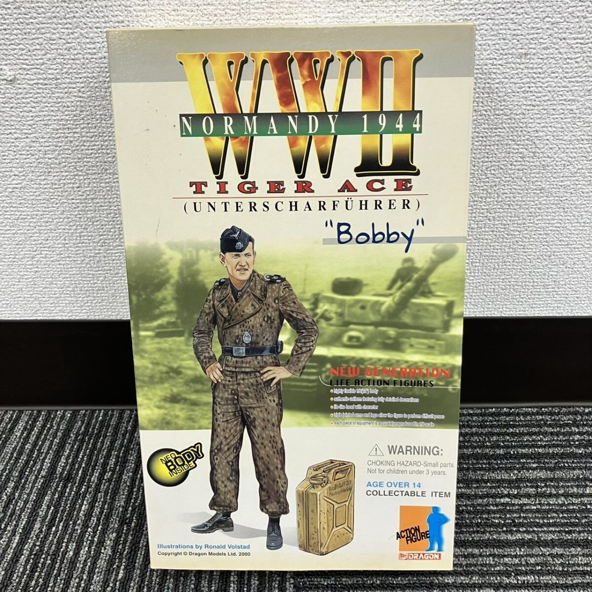 X227-F3-846 ドラゴンモデルズ製 アクションフィギュア Bobby 1/6 NORMANDY 1944 FC_画像1