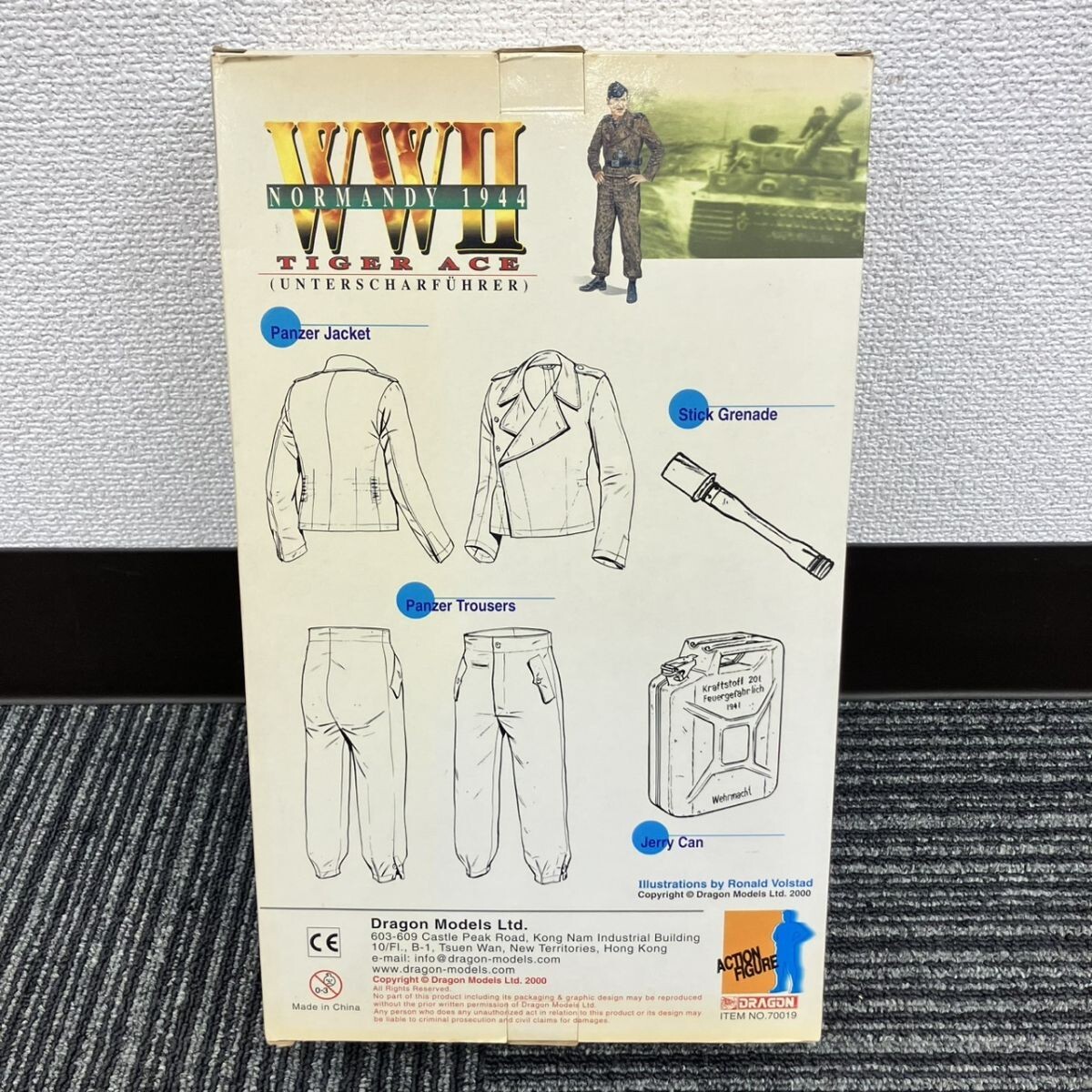 X227-F3-846 ドラゴンモデルズ製 アクションフィギュア Bobby 1/6 NORMANDY 1944 FC_画像2