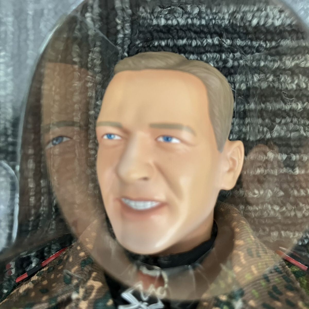 X227-F3-846 ドラゴンモデルズ製 アクションフィギュア Bobby 1/6 NORMANDY 1944 FC_画像7