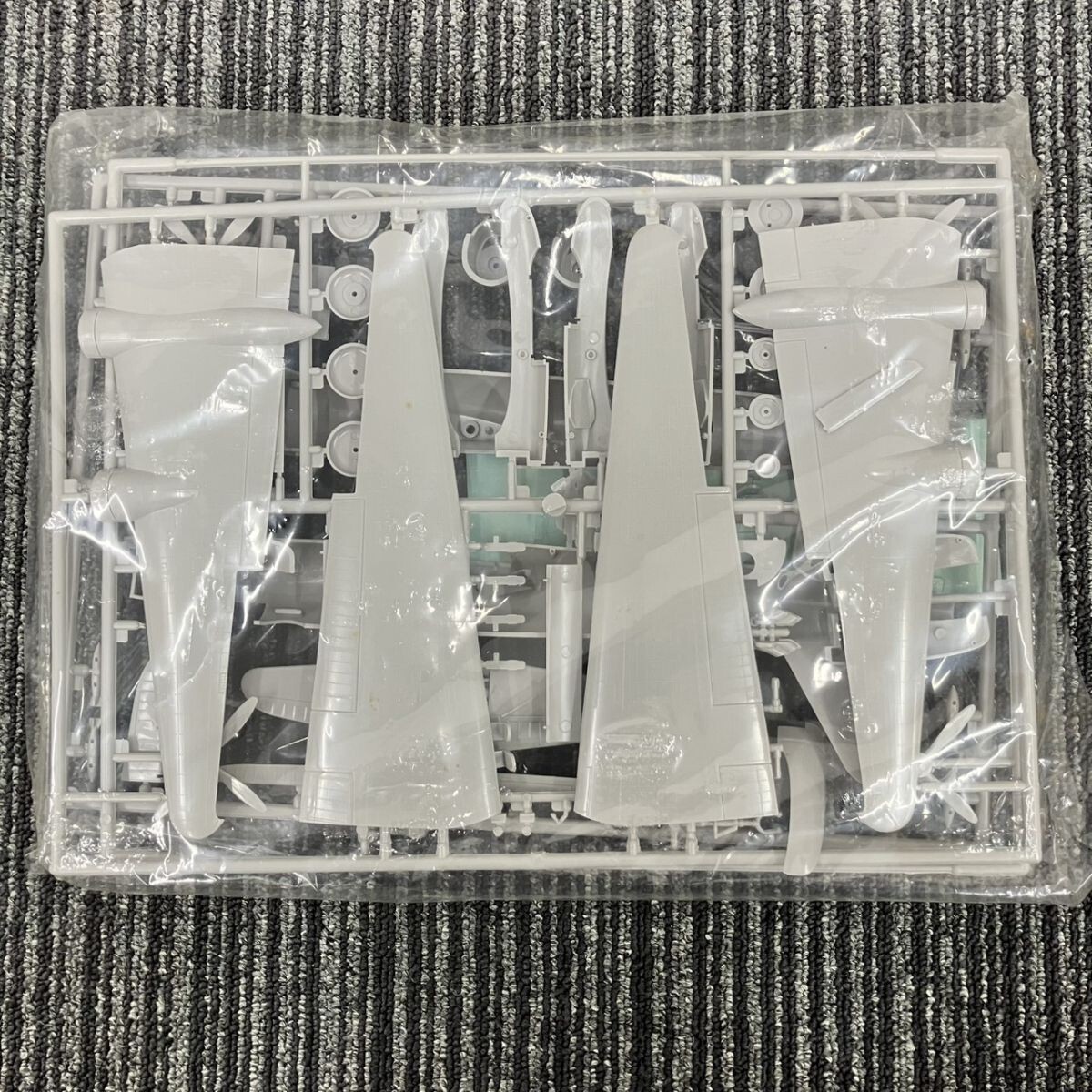 X231-F3-945 Hasegawa ハセガワ G8N1 RITA G4M1 BETTY プラモデル 戦闘機 FC_画像4