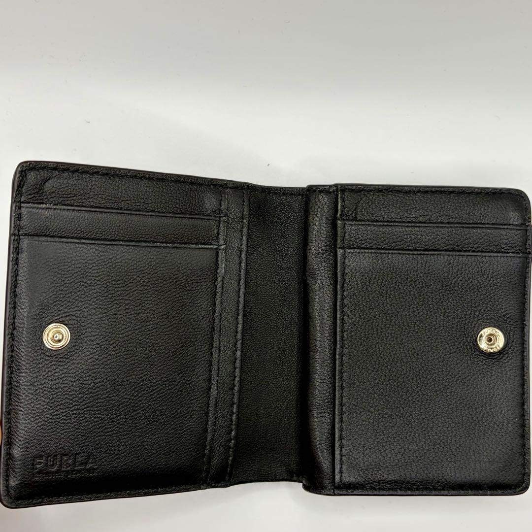 【極美品・未使用】FURLA フルラ 二つ折り財布 コンパクトウォレット レザー シボ革 ブラック 黒 保管箱 保存袋 カード レディース_画像7