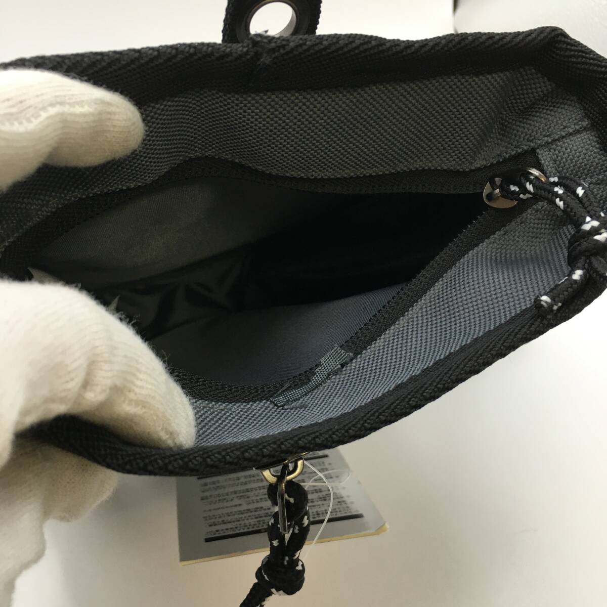 タグ付き　未使用　CONART コナート　ショルダーバッグ　ポーチ　ウエストバッグ　グレー　ブラック_画像3