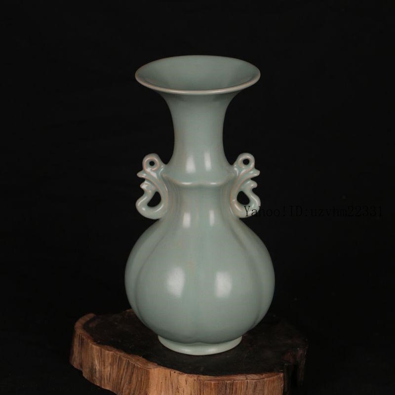北宋汝窯青釉瓜稜双耳瓶 景徳鎮 陶磁器 装飾品 工芸品 美術品 置物_画像2