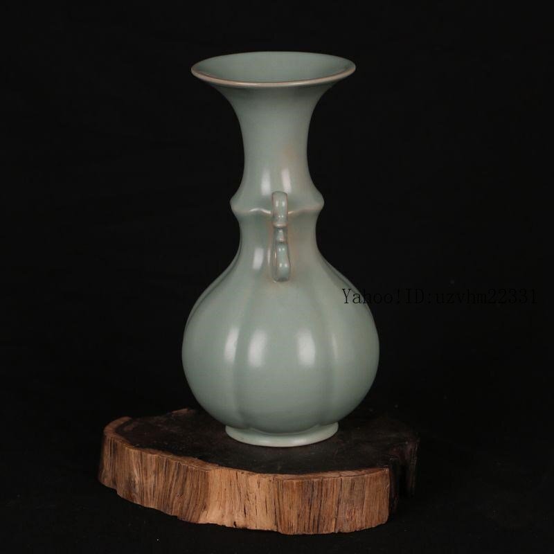 北宋汝窯青釉瓜稜双耳瓶 景徳鎮 陶磁器 装飾品 工芸品 美術品 置物_画像3