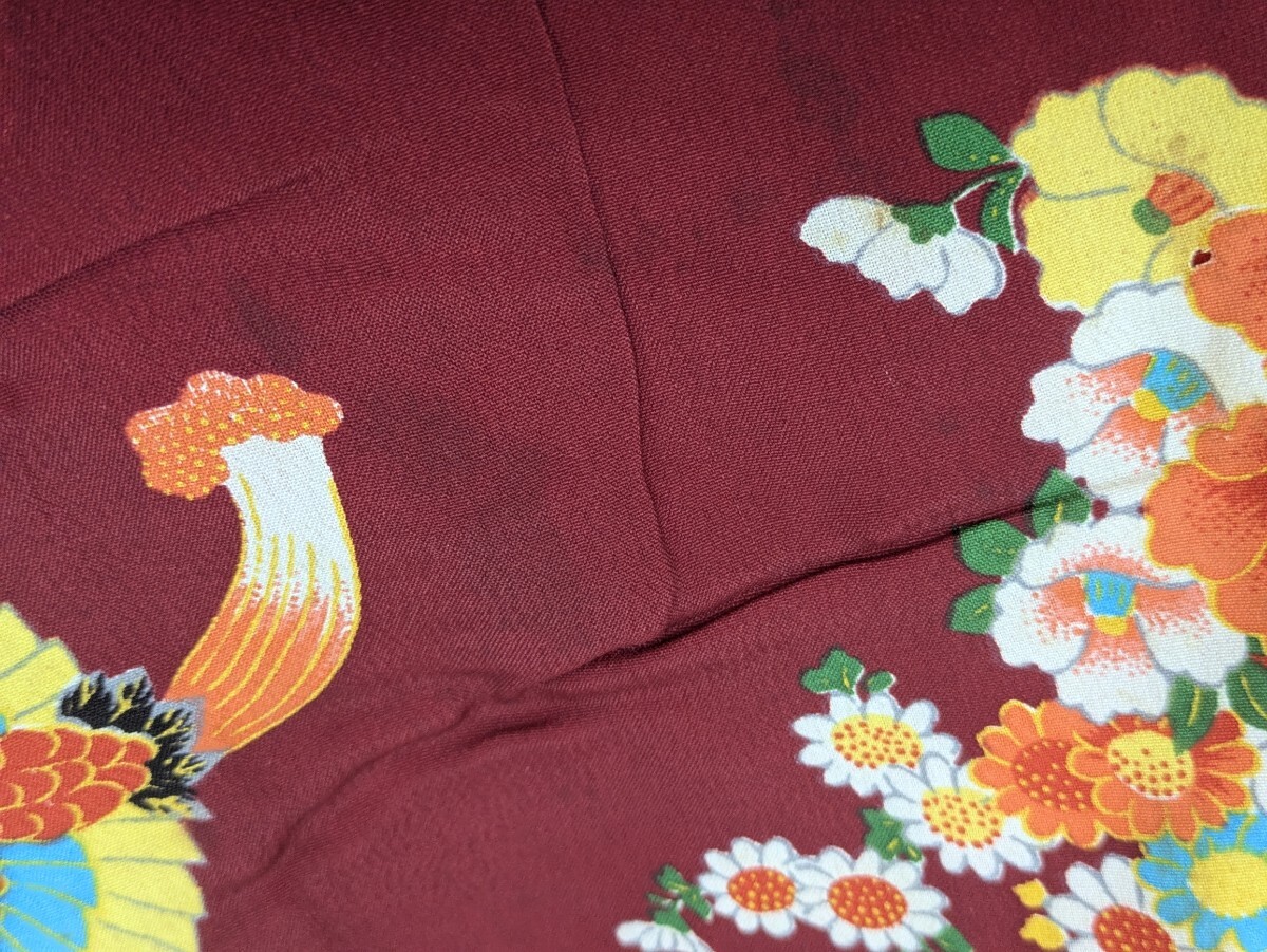汚れあり！ 女児 着物 4点まとめ売り 和装 和服 和柄 レトロ柄 花柄 鞠 波 松 鶴 アンティーク 肩上げ腰上げ済みあり 子供着物 リメイク_画像4