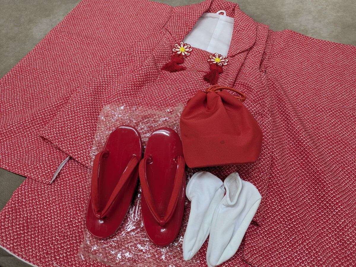 七五三 女の子 セット 三歳用 着物 被布 足袋 草履(18.5cm) 鞄 赤色 和柄 レトロ柄 鹿の子柄 和装 和服 和装小物 コレクション 奈良発_画像1