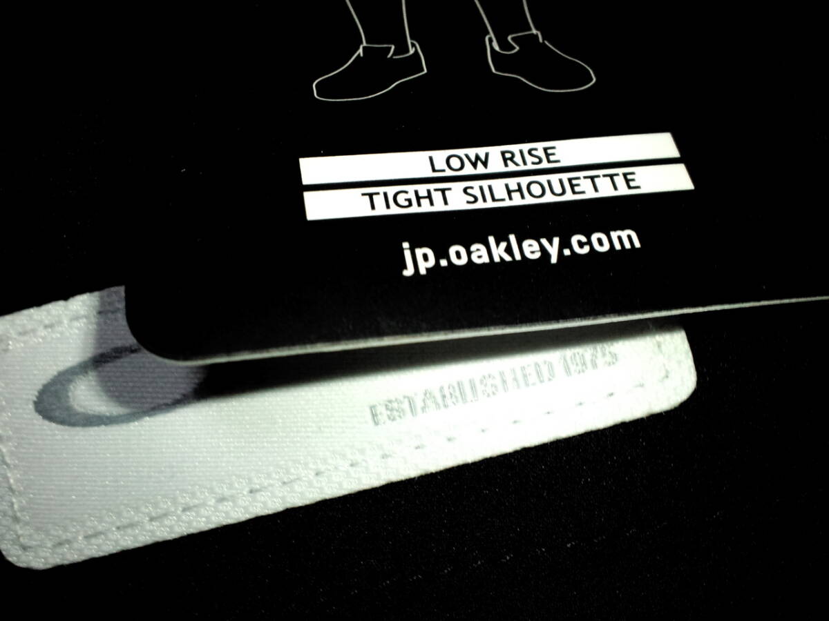 FOA403527◆黒◆新品◆春夏◆W92センチ◆オークリー◆OAKLEY◆ストレッチ ◆ハーフパンツ ◆SKULL SYNCHRONISM 2.0_画像5