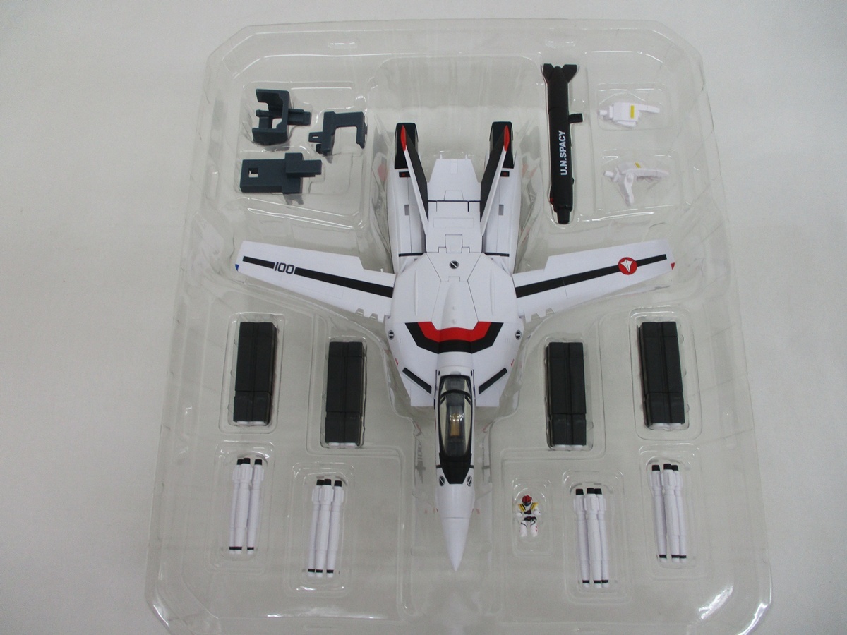 4696B アルカディア 完全変形 1/60 VF-1S ストライクバルキリー 一条輝搭乗機 movie ver. 超時空要塞マクロス 愛・おぼえていますか_画像6