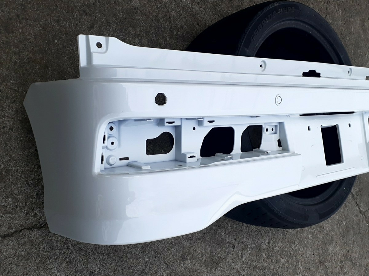 DR17W クリッパーリオ リアバンパー 凹み有り Z7T パールホワイト ソナー穴有り NV100 スズキ DA17W エブリィ 71811 50T5 日産 85022-4A01A_画像2