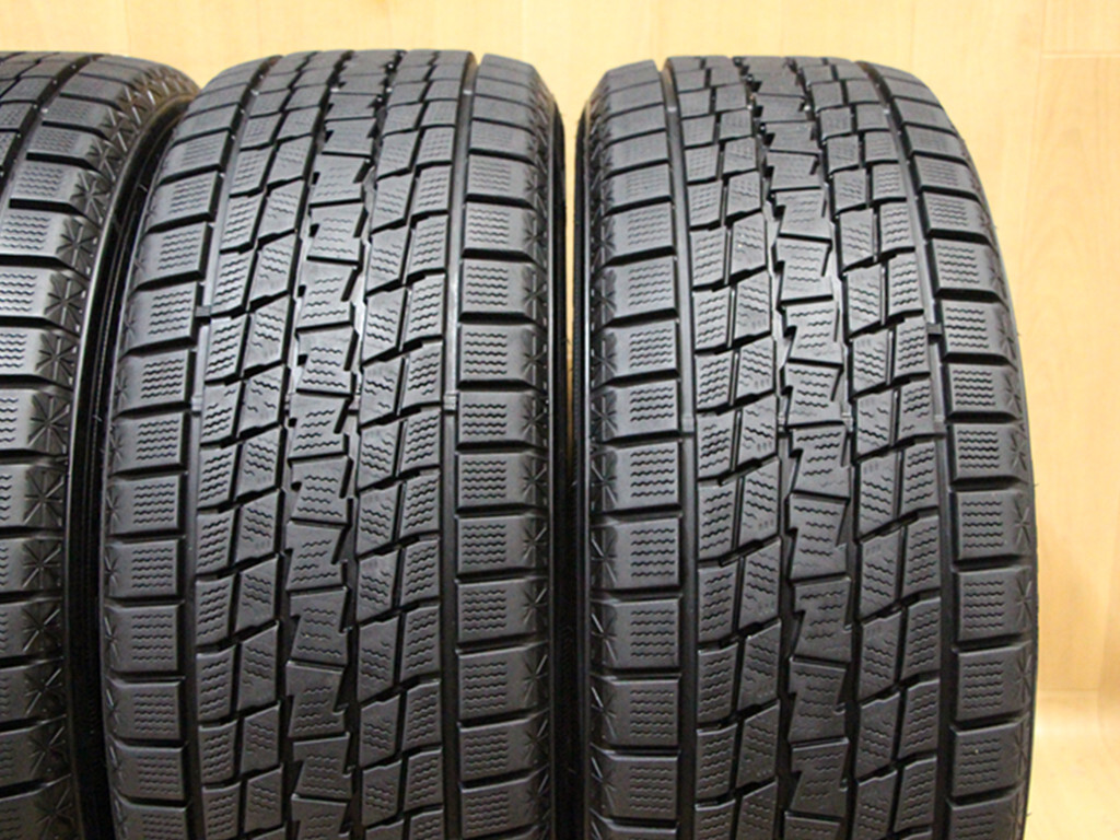 B977 グッドイヤー ICE NAVI SUV 235/55R18 100Q 4本 2020年 バリ溝 スタッドレス ハリアー ヴァンガード ボルボ XC40 手渡し可能 山梨県_画像3
