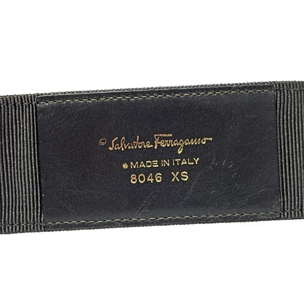  Salvatore Ferragamo FERRAGAMO/SalvatoreFerragamo XS - темно-зеленый × Gold va этикетка to
