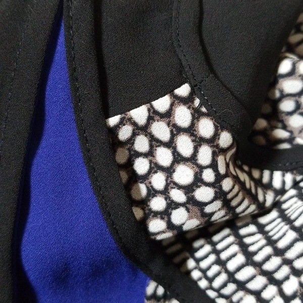 ビーシービージーマックスアズリア BCBGMAXAZRIA サイズXXS XS - 黒×ブルー×ライトグレー レディース キャミワンピ/ミニ 美品 ワンピース_画像8