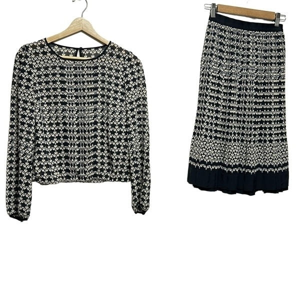 レリアン Leilian スカートセットアップ - 黒×ベージュ×白 レディース ハート/プリーツ レディーススーツ_画像1