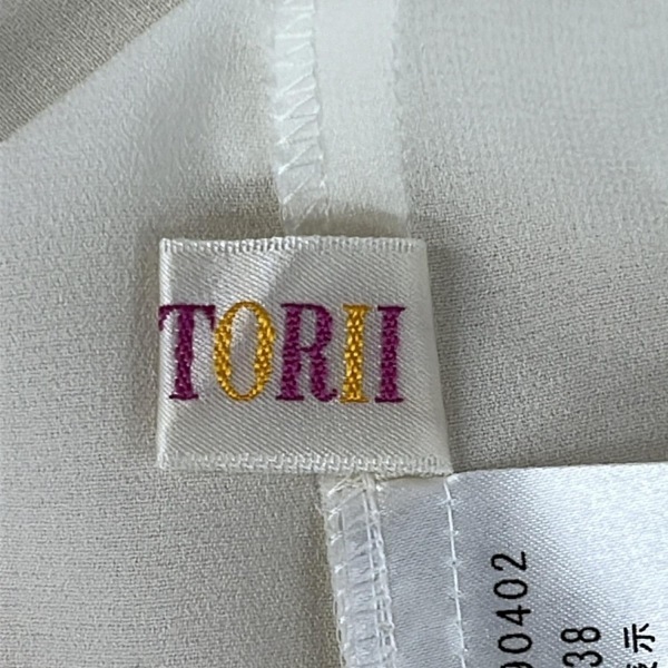 ユキトリイ YUKITORII 長袖シャツブラウス サイズ38 M - アイボリー レディース フリル/プルオーバー 美品 トップス_画像4