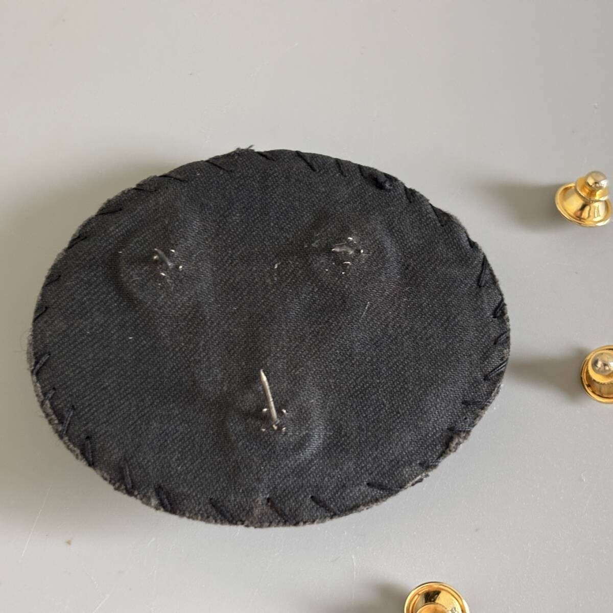 希少 BURBERRYS バーバリー 刺繍 エンブレム ピンブローチ バッチ ワッペン エクストリアンナイト 馬上の騎士 旧ロゴ ヴィンテージ vintage_画像7